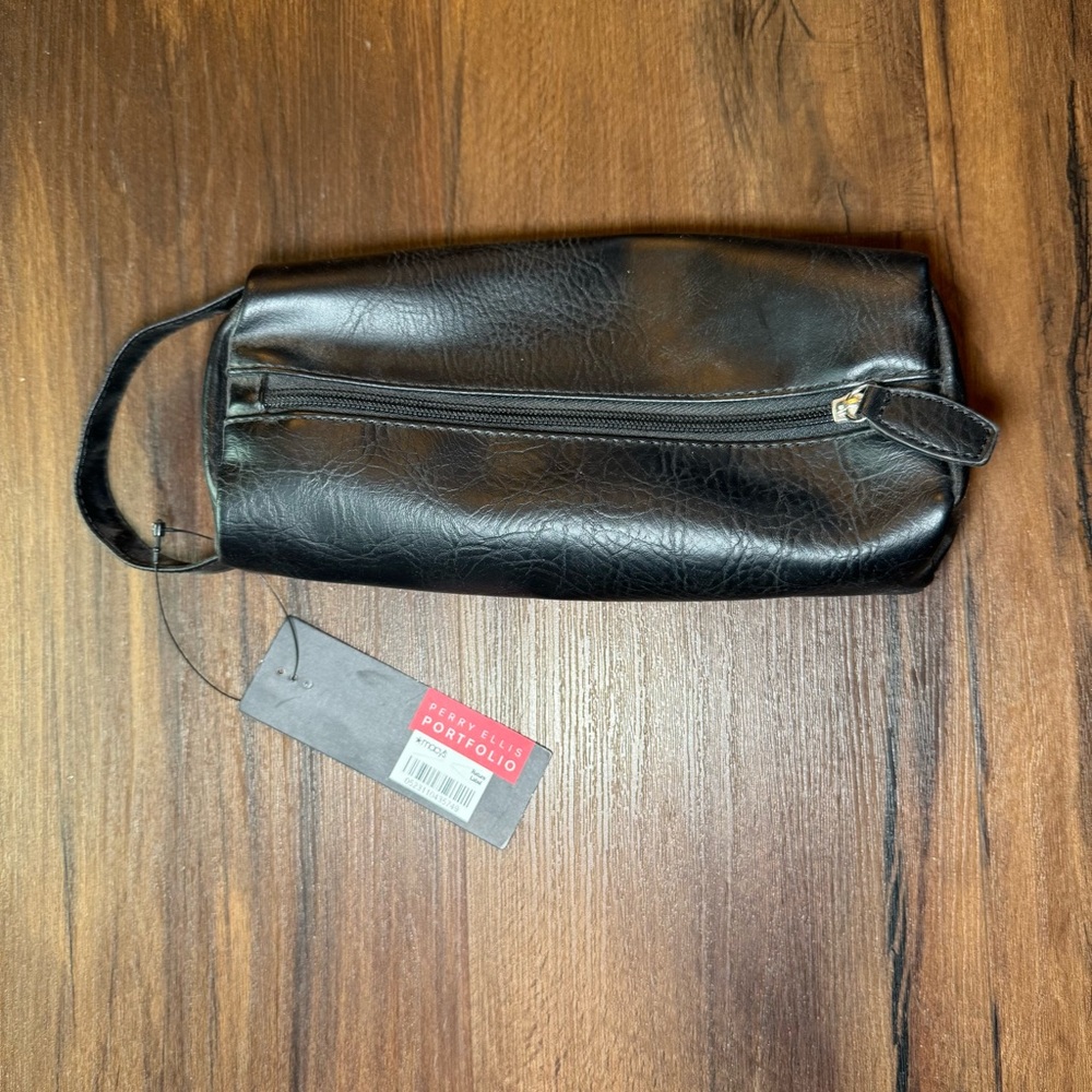 Perry Ellis Travel Kit Black NWT